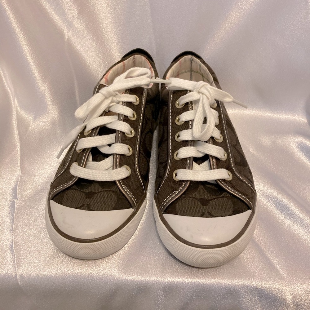 Coach sneakers size 6.5 B